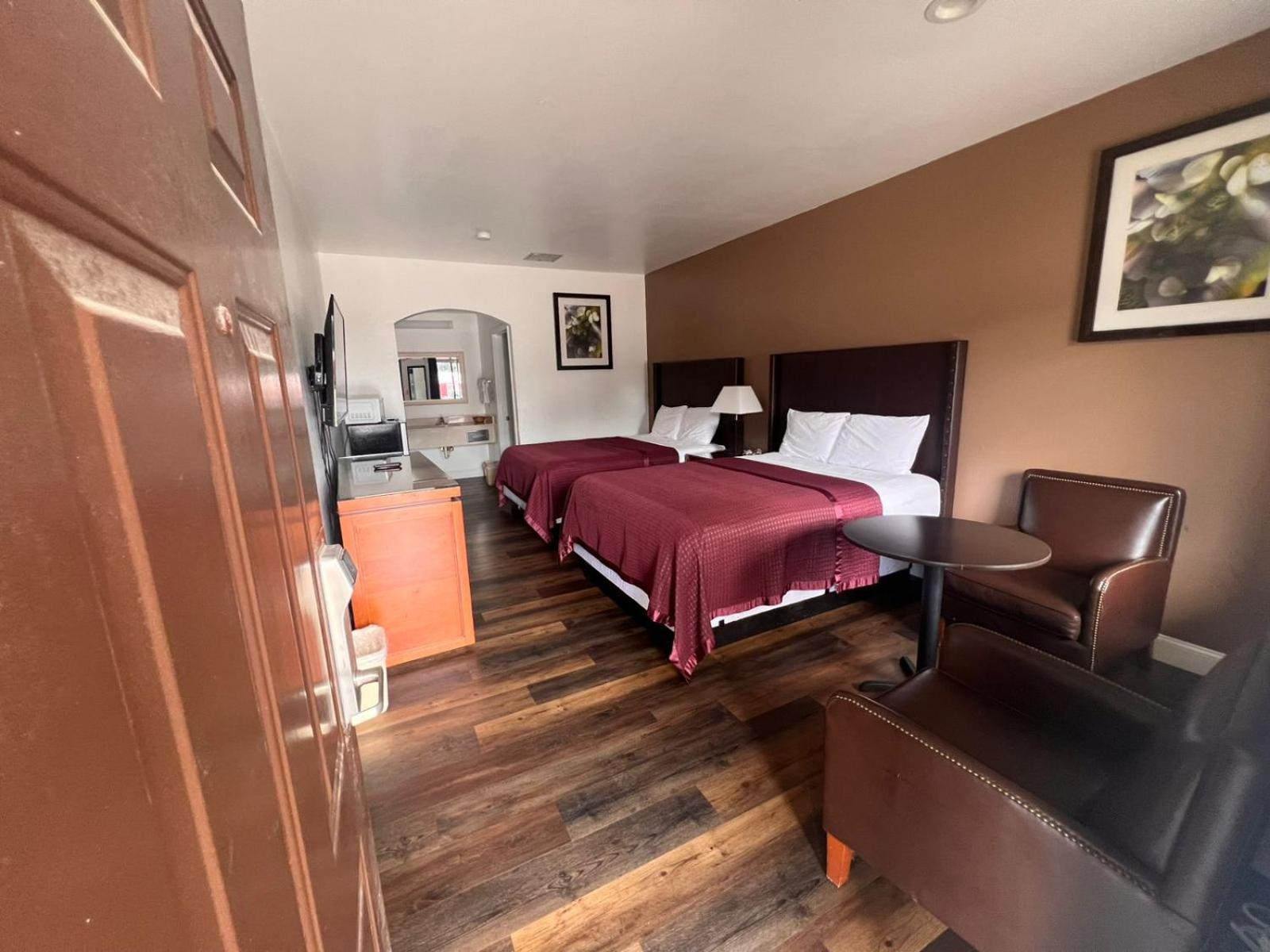 Budget Inn By Oyo San Augustine ภายนอก รูปภาพ